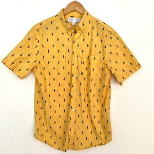 Old Navy Womens M Button Up Short Sleeve Cactus Print Shirt Classic Travel